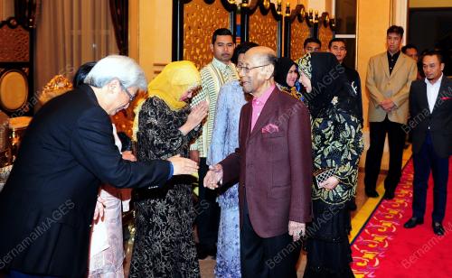 KL31_03122016_AGONG