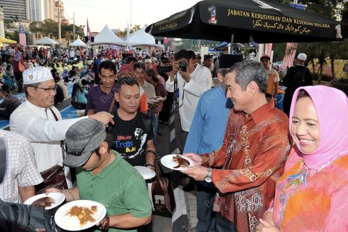 KL31_04082013_BUKA_PUASA