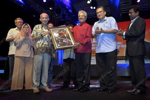 KL31_04112018_BNC_BN201811022687