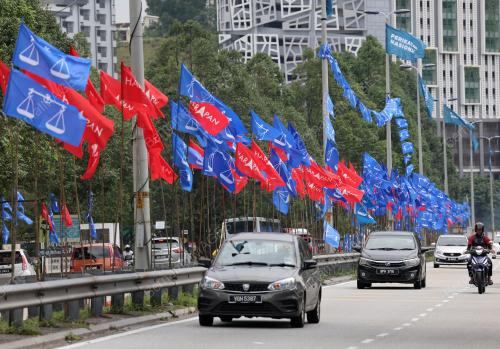 PERANG BENDERA