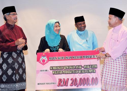 TOH PUAN AISHAH ONG