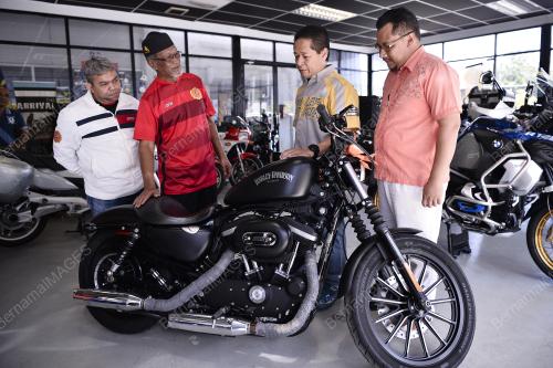 MAJLIS PENYERAHAN TAJAAN KEPADA PERSATUAN BOLASEPAK KELANTAN (KAFA)