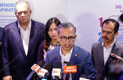 FAHMI FADZIL