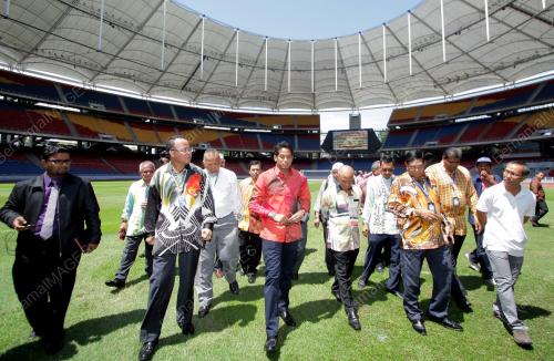 KL31_06062013_STADIUM