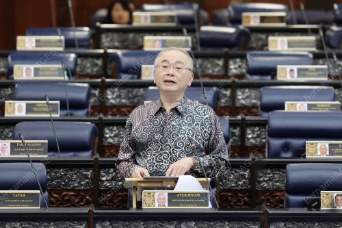 DATUK SERI DR WEE KA SIONG