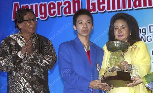 ROSMAH MANSOR
