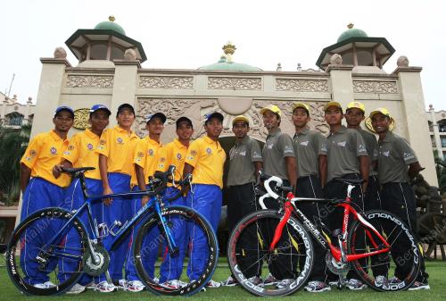 LE TOUR DE LANGKAWI