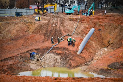 SUASANA SALURAN PAIP GAS