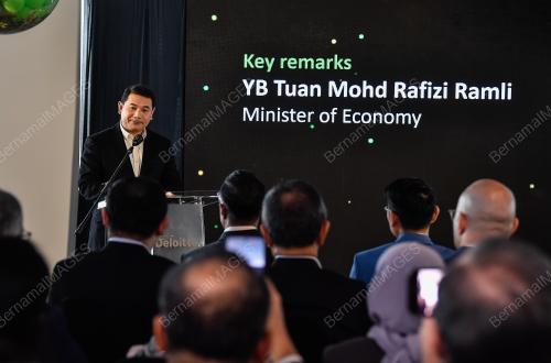 RAFIZI RAMLI