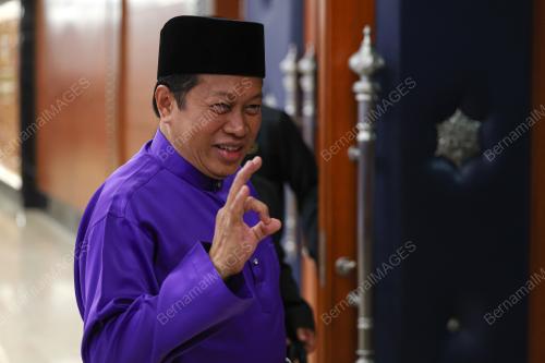 DATUK SERI AHMAD MASLAN