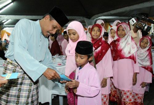 DATUK FADZIL MAHAMUD