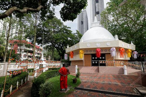 PERSIAPAN_WESAK
