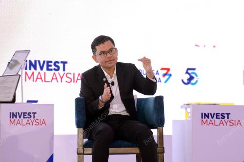 AKMAL NASRULLAH MOHD NASIR
