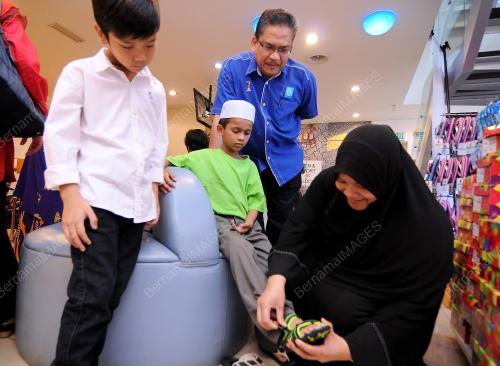 KL31_09072015_BENITA
