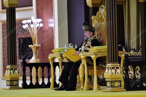 KL31_09092017_AGONG