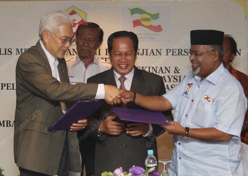 AHMAD MASLAN