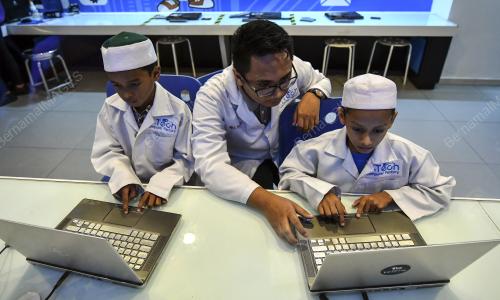 KL31_10032018_ROHINGYA_BN201803081202