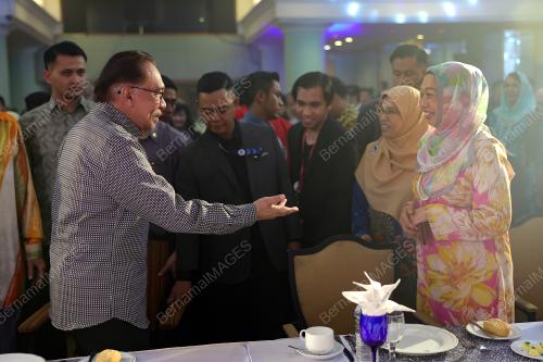 DATUK SERI ANWAR IBRAHIM