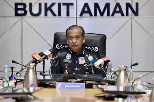 TAN SRI RAZARUDDIN HUSSAIN