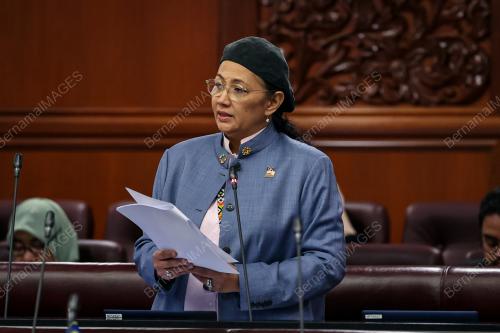 DATUK HANIFAH HAJAR TAIB