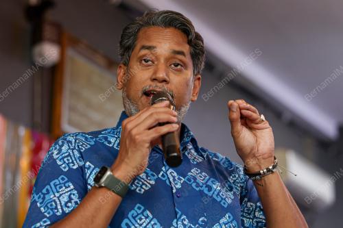 KHAIRY JAMALUDDIN