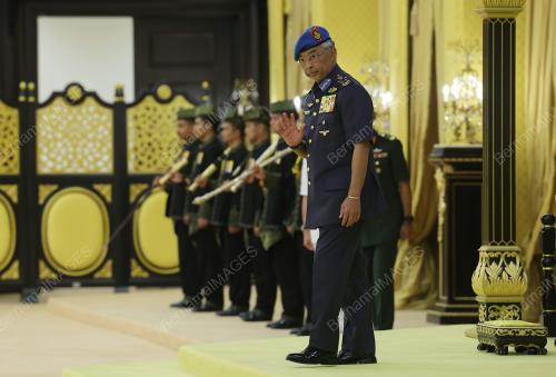 AL-SULTAN ABDULLAH RI'AYATUDDIN AL-MUSTAFA BILLAH SHAH