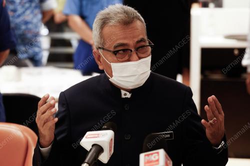 DATUK SERI MOHD REDZUAN MD YUSOF