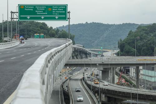LEBUHRAYA BERTINGKAT DAMANSARA - SHAH ALAM (DASH)