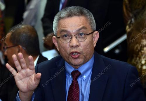 DATUK SERI DR ADHAM BABA