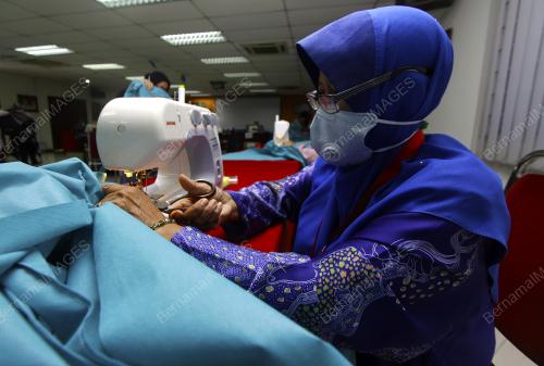 MENJAHIT 1000 PPE UNTUK BARISAN HADAPAN