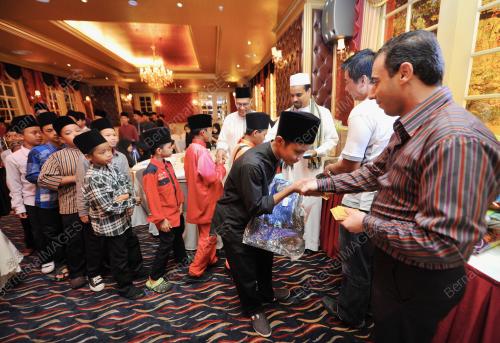 KL31_12072014_BERBUKA