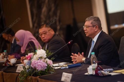 DATUK SERI SAIFUDDIN ABDULLAH