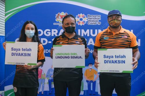 DATUK SERI REEZAL MERICAN NAINA MERICAN