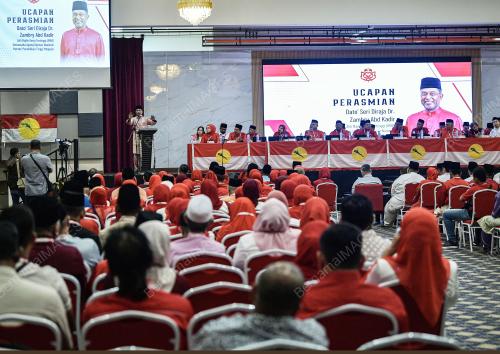 DATUK SERI DR ZAMBRY ABD KADIR