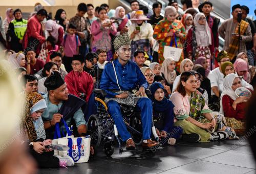 KERETAPI SARONG 2025