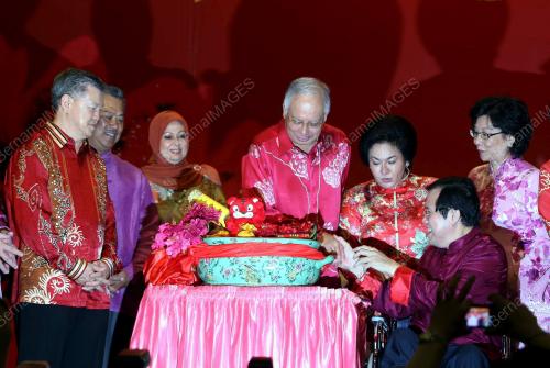 MOHD NAJIB TUN ABDUL RAZAK