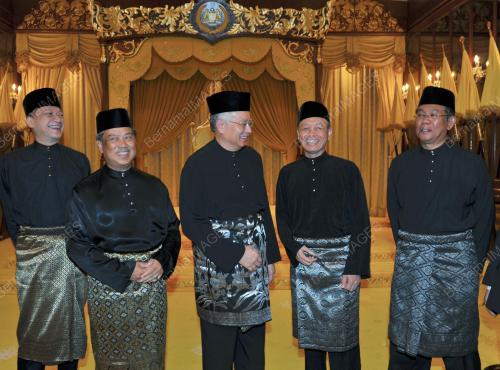 DATUK SERI MOHD NAJIB TUN ABDUL RAZAK
