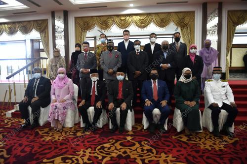 TAN SRI DR RAIS YATIM
