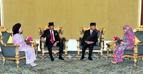 KL31_15042012_AGONG