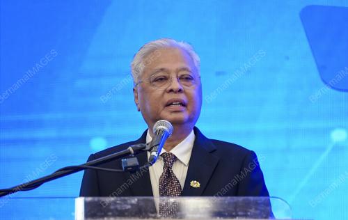 DATUK SERI ISMAIL SABRI YAAKOB
