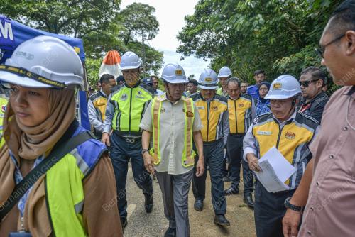 DATUK SERI AHMAD MASLAN