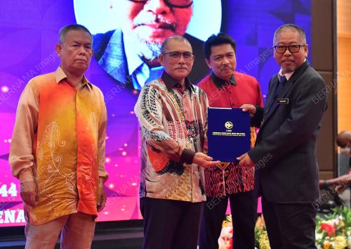 DATUK SERI DR RONALD KIANDEE