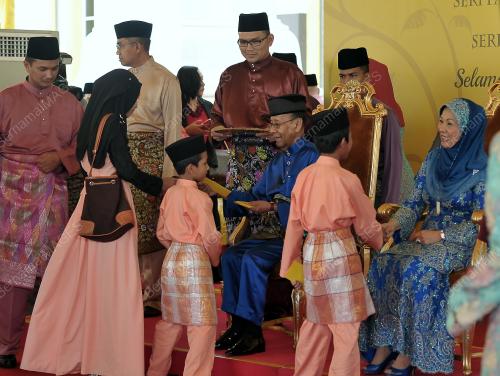 KL31_17072015_AGONG