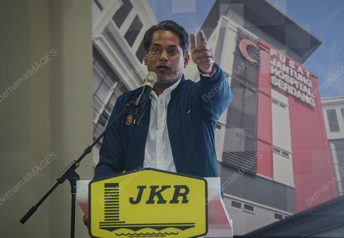 KHAIRY JAMALUDDIN