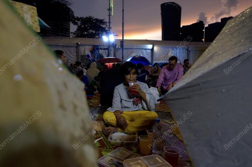 KL31_18052019_IFTAR_BN201905170020
