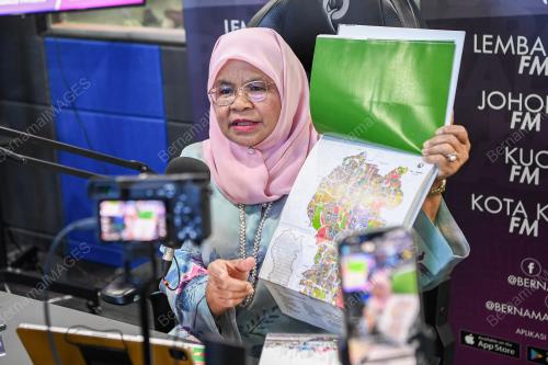 DATUK SERI DR MAIMUNAH MOHD SHARIF