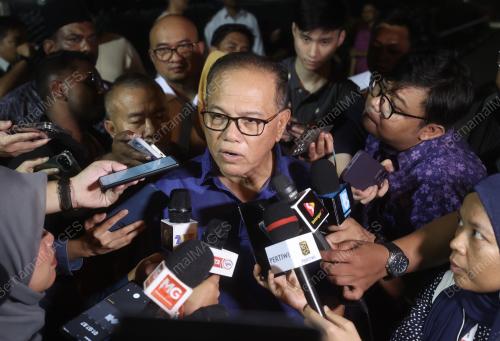 DATUK SERI WAN ROSDY WAN ISMAIL