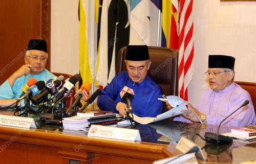 ABDULLAH AHMAD BADAWI