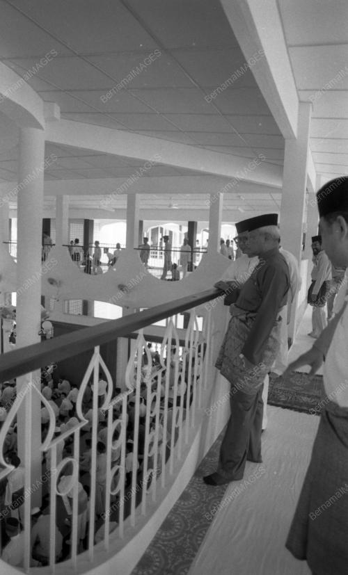 KL31_19012015_AGONG_MASJID