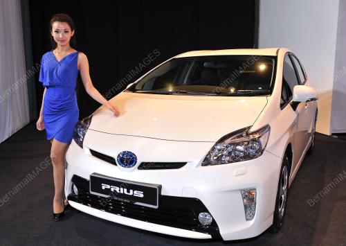 KL31_20022012_TOYOTA